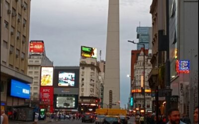 EL OBELISCO TIENE UN MIRADOR