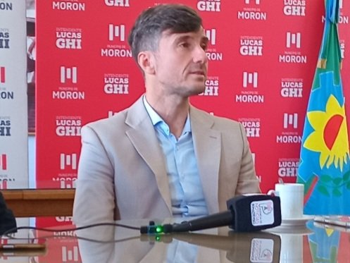 EL INTENDENTE DE MORON SE REUNIO CON LA PRENSA LOCAL