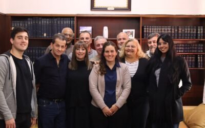 LA PRESIDENTE DEL HCD MORON AGASAJO A LOS PERIODISTAS EN SU DIA