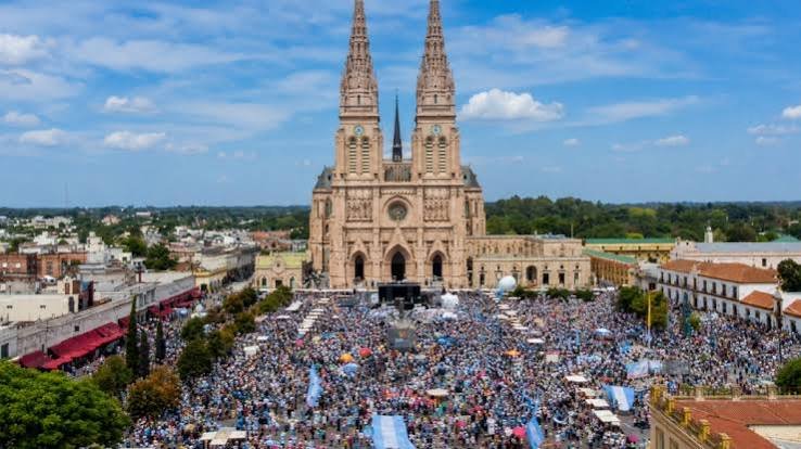EL SABADO 3 DE OCTUBRE LOS PEREGRINOS PASARÁN POR MORON DURANTE LA 52° PEREGRINACION JUVENIL A LUJAN