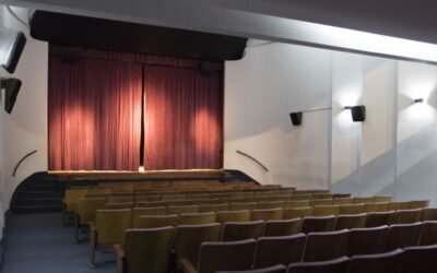 LOS VECINOS DE MORON SON CINEFILOS , CON LA MAYOR ASISTENCIA DE LA RED DE ESPACIOS INCAA
